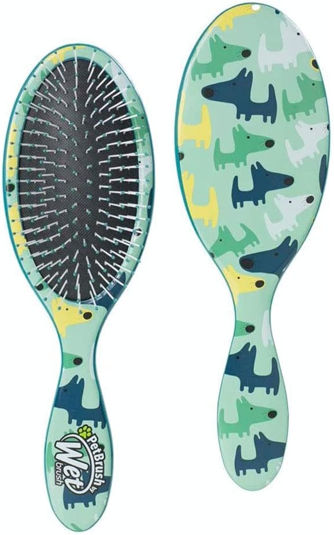 Wet Brush Pet Hair Brush, Large Dog Breed Detangler - Dog Camo, Multi - De-Shedding Comb and Dematting Tool for Grooming Long or Short Haired Dogs - Tangle-Free for Less Pulling & Tugging