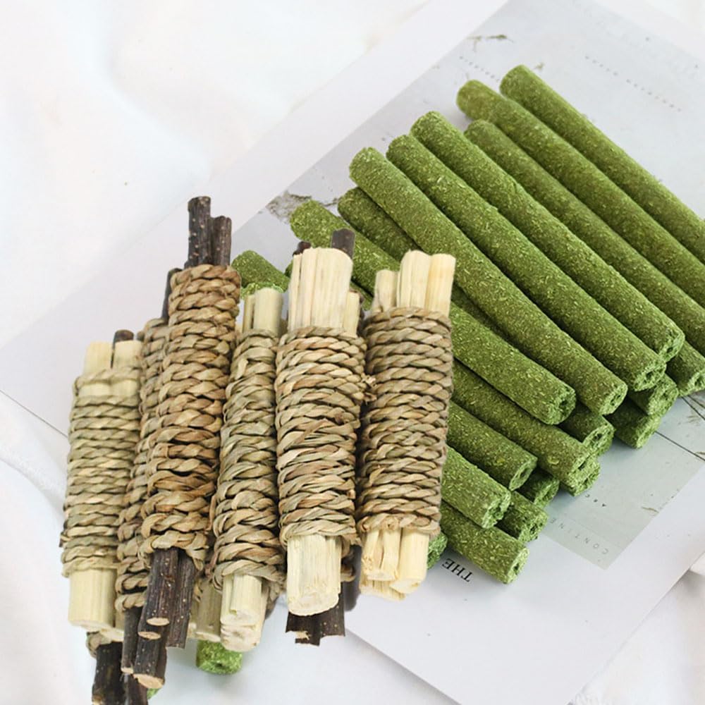 Rabbit Toys 30Pcs 3 Flavours for Teeth Grinding - Chew Toys for Hamsters, Guinea Pigs, Chinchillas